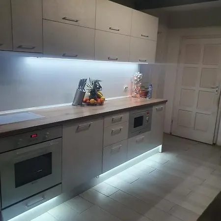 “дългая” Villa Targoviste